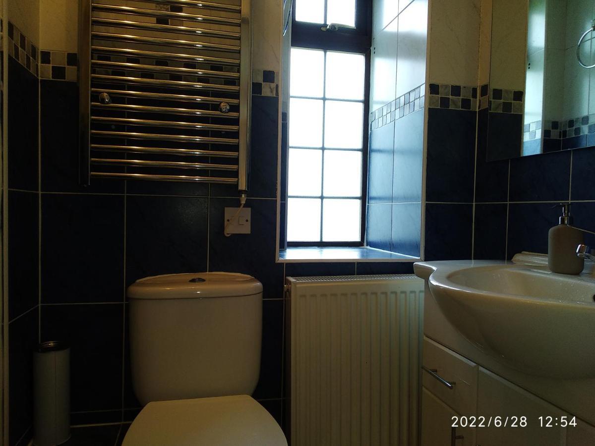 Cottage With Panoramic Views Kirk of Shotts エクステリア 写真